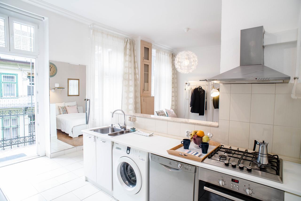 Nine Trees Apartment Будапеща Екстериор снимка