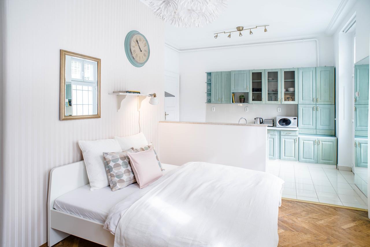 Nine Trees Apartment Будапеща Екстериор снимка